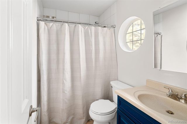 2060 E Phillips Lane, Centennial, CO 80122