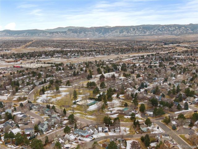 2060 E Phillips Lane, Centennial, CO 80122