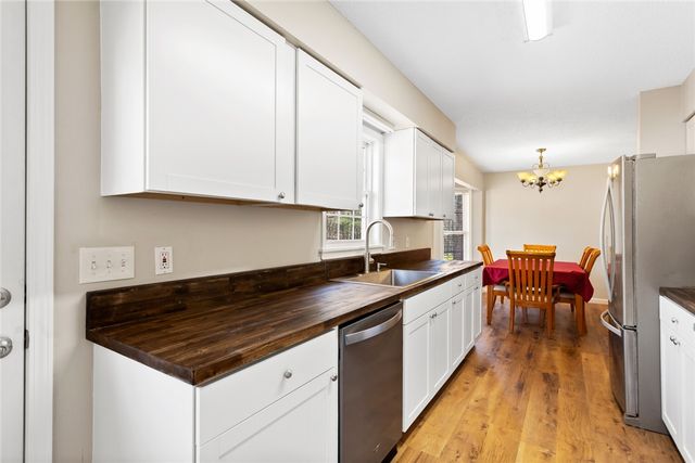 324 Fox Run Road, Walhalla, SC 29691