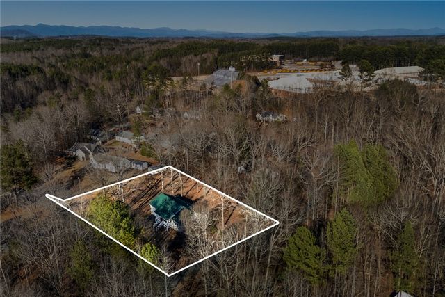 324 Fox Run Road, Walhalla, SC 29691