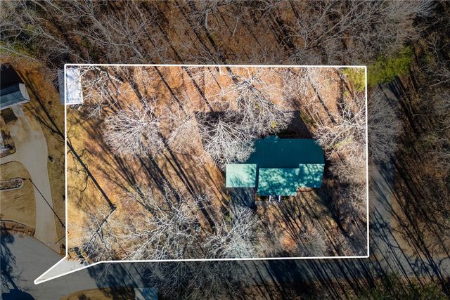 324 Fox Run Road, Walhalla, SC 29691