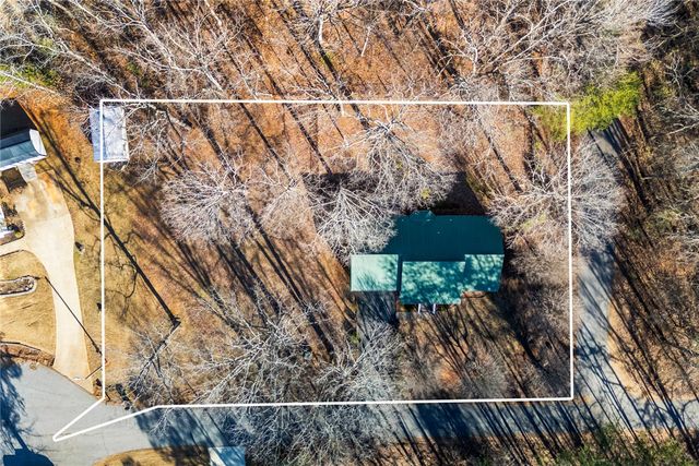 324 Fox Run Road, Walhalla, SC 29691