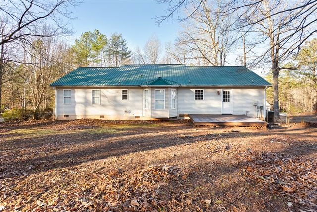 324 Fox Run Road, Walhalla, SC 29691