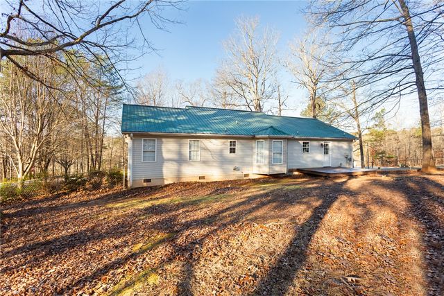 324 Fox Run Road, Walhalla, SC 29691