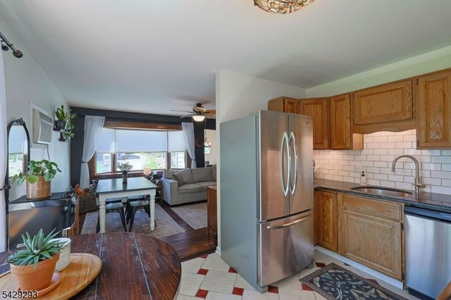 70 Cedar Tree Dr, Vernon Twp., NJ 07422