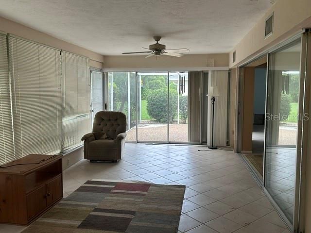 7102 W COUNTRY CLUB DRIVE N, Sarasota, FL 34243