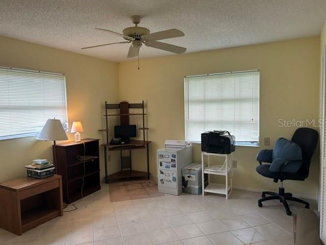 7102 W COUNTRY CLUB DRIVE N, Sarasota, FL 34243