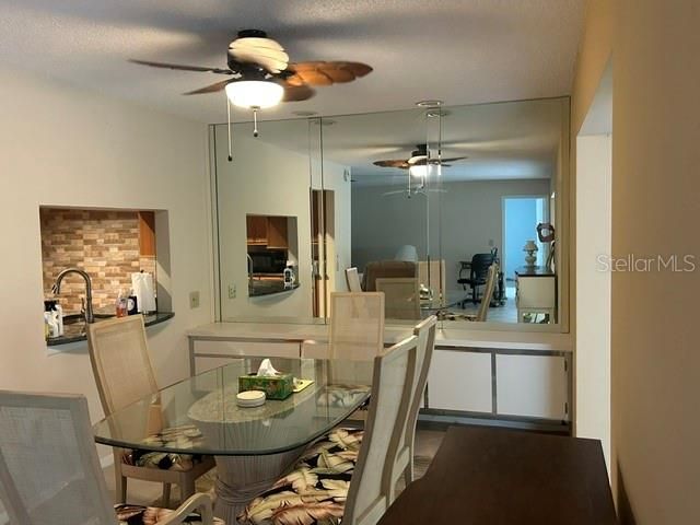 7102 W COUNTRY CLUB DRIVE N, Sarasota, FL 34243
