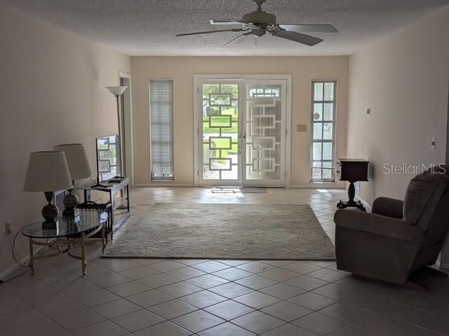 7102 W COUNTRY CLUB DRIVE N, Sarasota, FL 34243