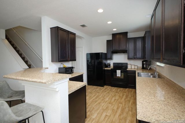 9858 Twinbear, San Antonio, TX 78245