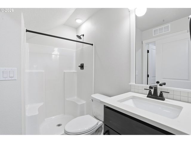 4690 Se 2ND St, Gresham, OR 97080