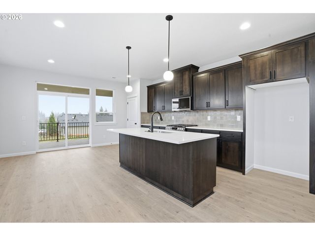 4690 Se 2ND St, Gresham, OR 97080