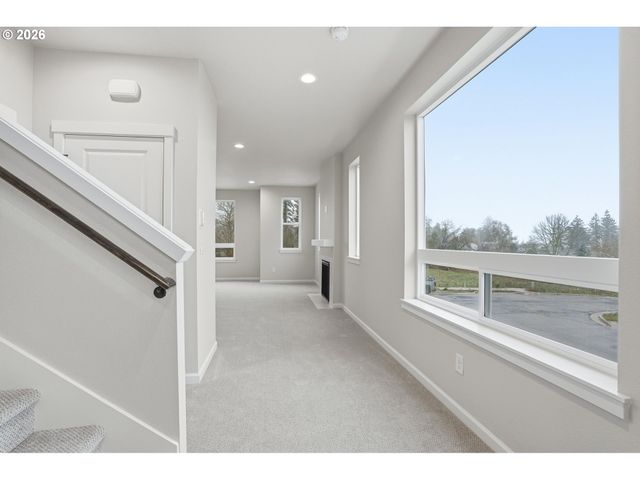 4690 Se 2ND St, Gresham, OR 97080