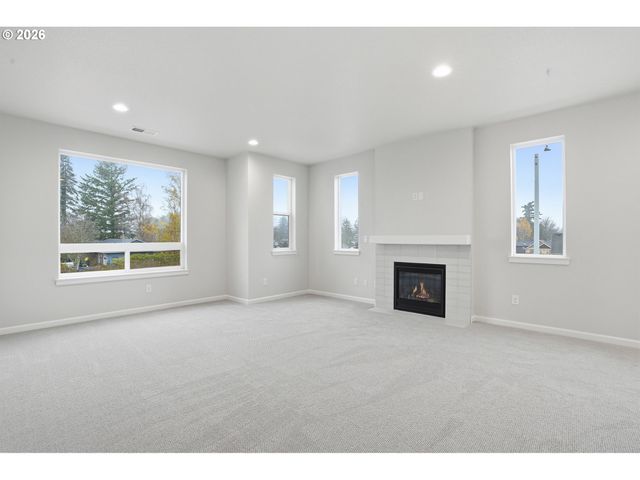 4690 Se 2ND St, Gresham, OR 97080
