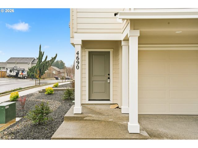 4690 Se 2ND St, Gresham, OR 97080