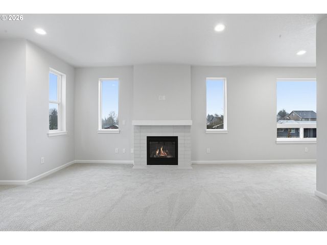 4690 Se 2ND St, Gresham, OR 97080