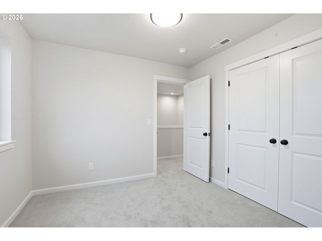 4690 Se 2ND St, Gresham, OR 97080