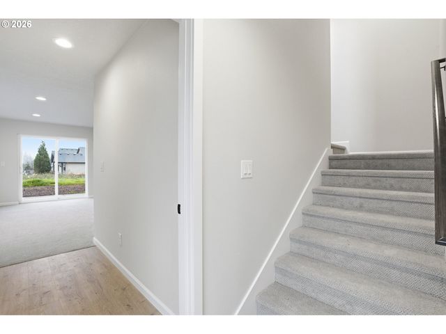 4690 Se 2ND St, Gresham, OR 97080