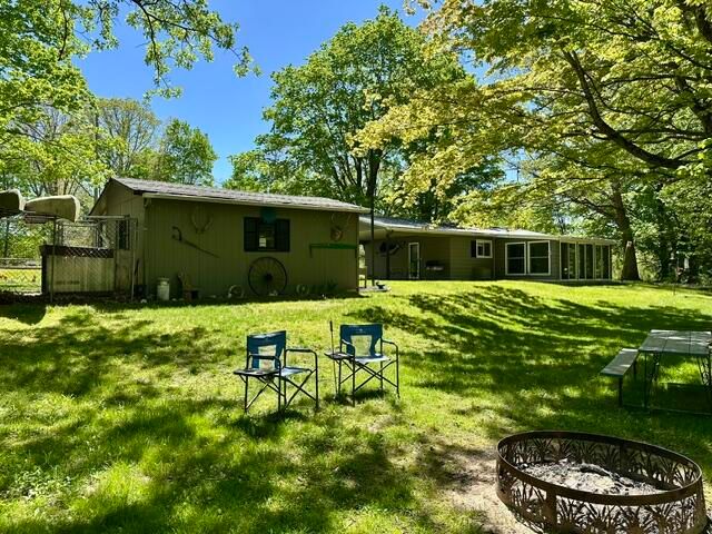 8942 E M-20, Hesperia, MI 49421