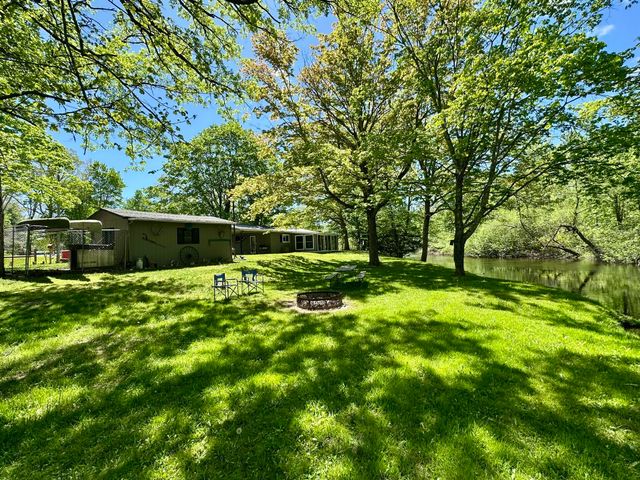 8942 E M-20, Hesperia, MI 49421