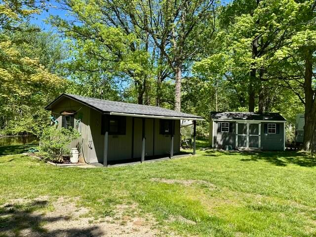 8942 E M-20, Hesperia, MI 49421