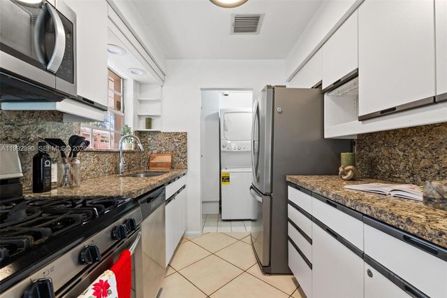 1443 Hollywood Blvd 0, Hollywood, FL 33020