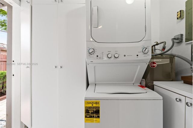 1443 Hollywood Blvd 0, Hollywood, FL 33020