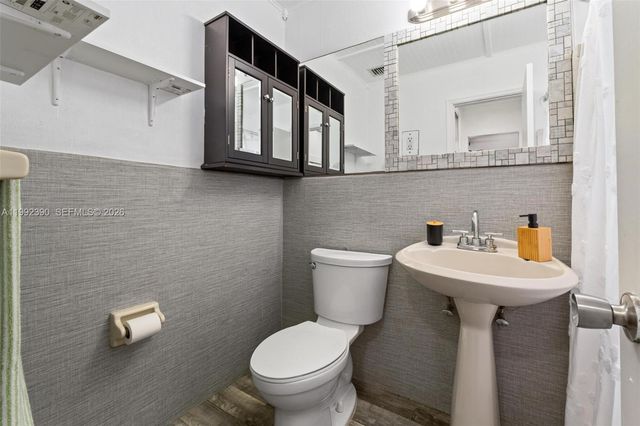 1443 Hollywood Blvd 0, Hollywood, FL 33020