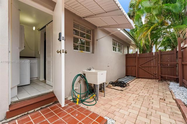 1443 Hollywood Blvd 0, Hollywood, FL 33020