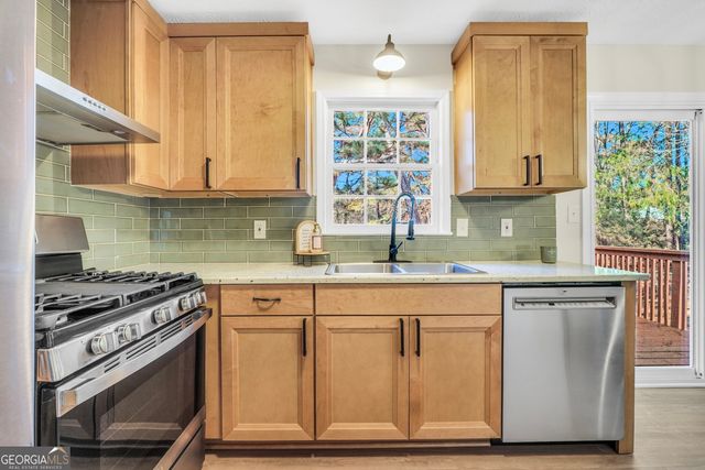 2169 Tiffany Lane, Lithonia, GA 30058