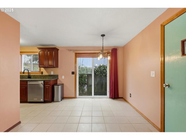 3608 Se 66TH Ave, Portland, OR 97206