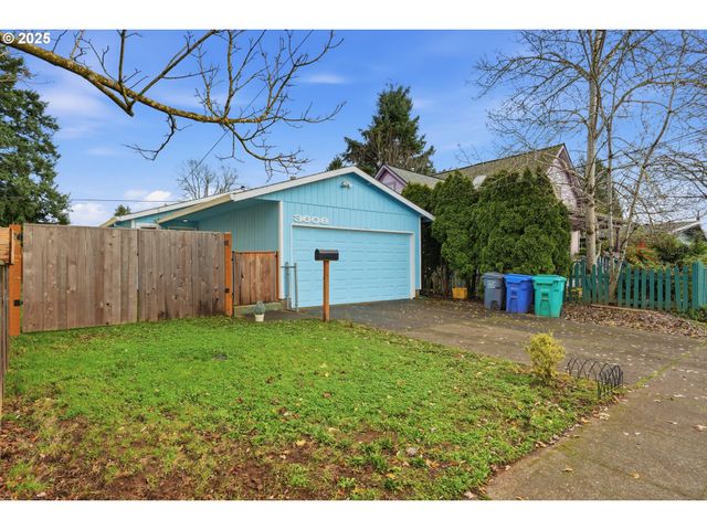 3608 Se 66TH Ave, Portland, OR 97206