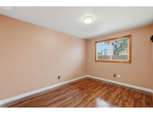 3608 Se 66TH Ave, Portland, OR 97206