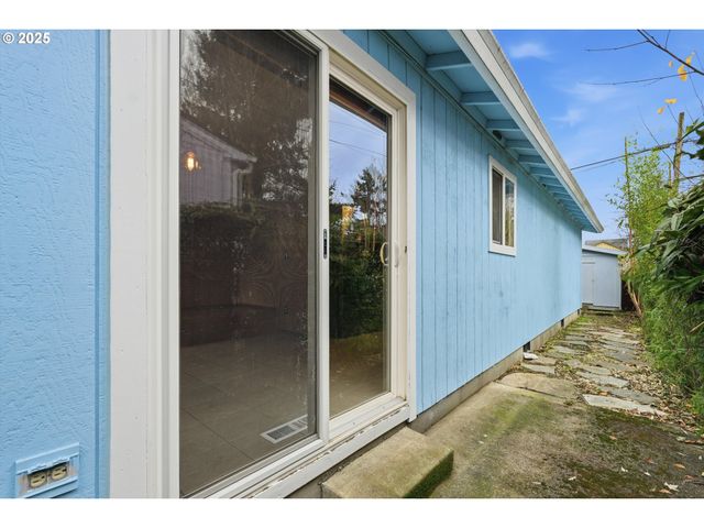 3608 Se 66TH Ave, Portland, OR 97206