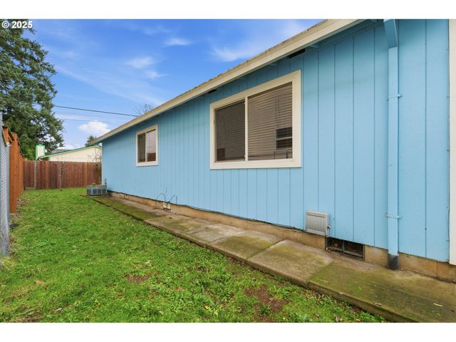 3608 Se 66TH Ave, Portland, OR 97206