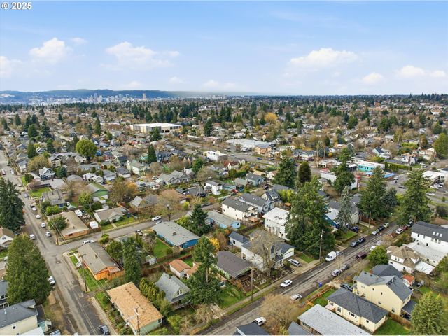 3608 Se 66TH Ave, Portland, OR 97206