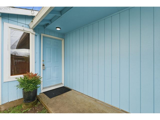 3608 Se 66TH Ave, Portland, OR 97206