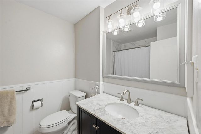 1221 Berkeley Street, College Station, TX 77840