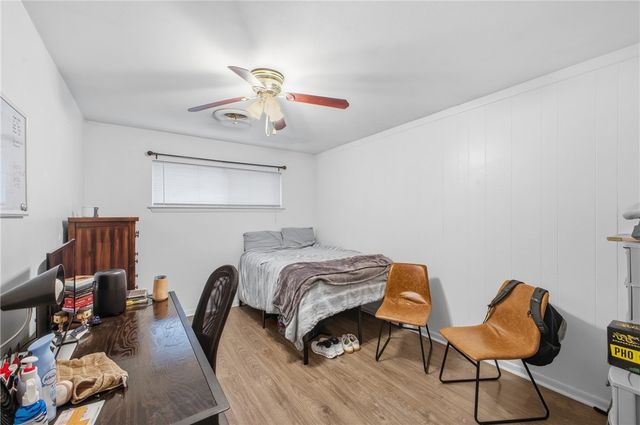 1221 Berkeley Street, College Station, TX 77840