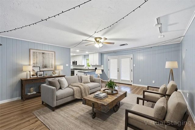 1221 Berkeley Street, College Station, TX 77840