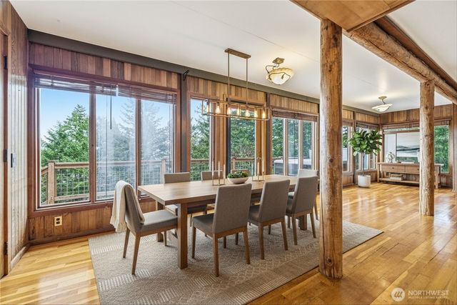 1136 Island Drive, Lummi Island, WA 98262