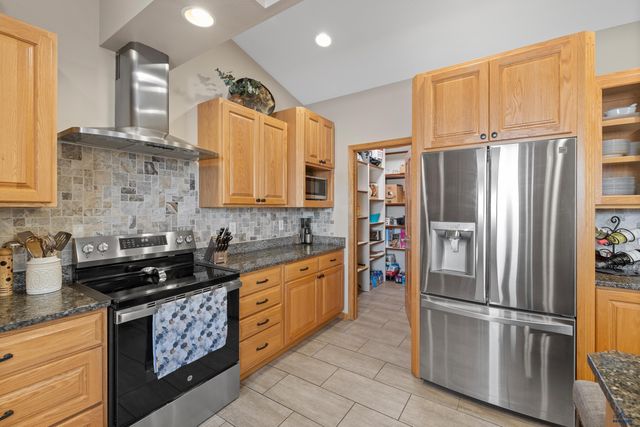 2920 SOURDOUGH RD, Rapid City, SD 57702