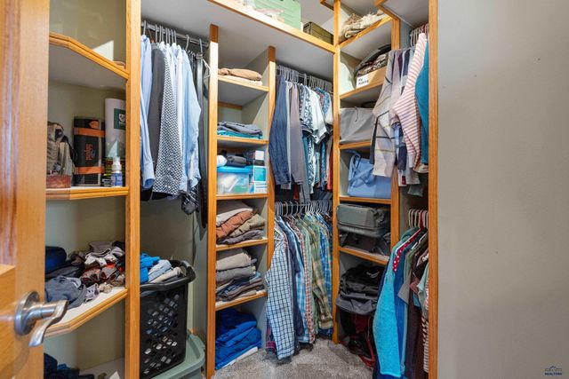 2920 SOURDOUGH RD, Rapid City, SD 57702