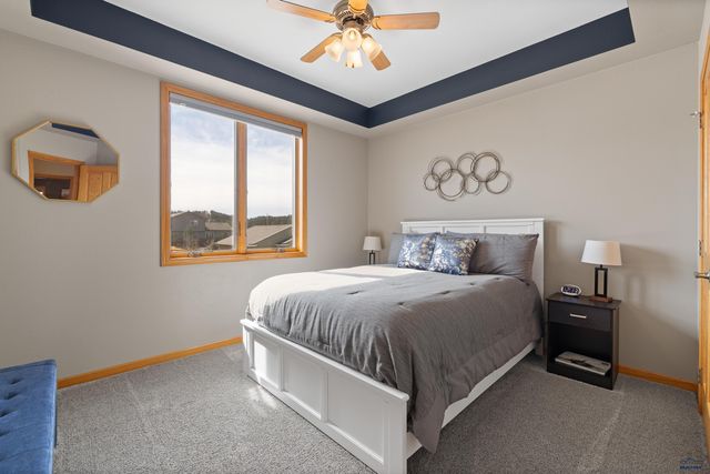 2920 SOURDOUGH RD, Rapid City, SD 57702