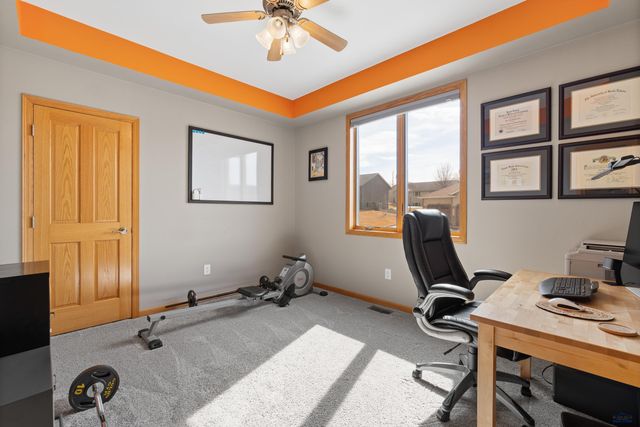 2920 SOURDOUGH RD, Rapid City, SD 57702