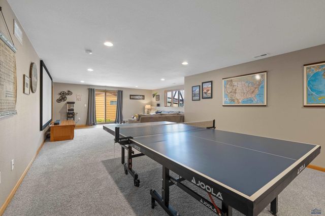 2920 SOURDOUGH RD, Rapid City, SD 57702