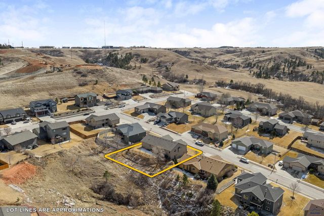 2920 SOURDOUGH RD, Rapid City, SD 57702