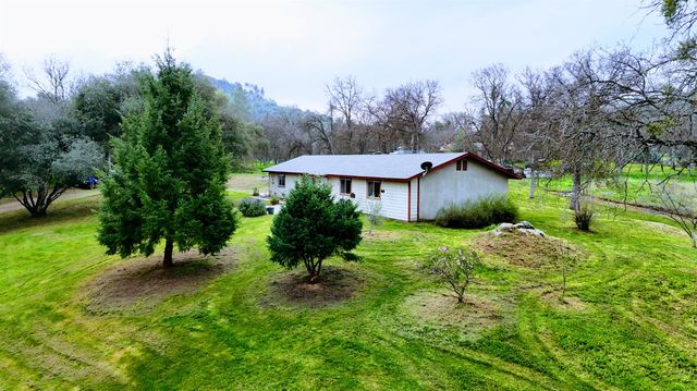 33671 Frazier Road, Auberry, CA 93602