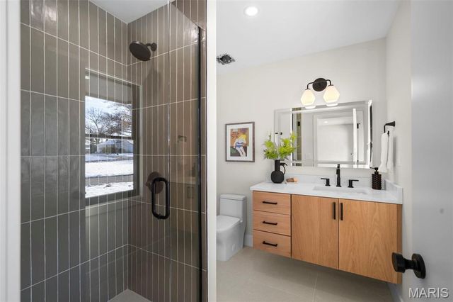 1534 Woodgate Drive, Frontenac, MO 63131