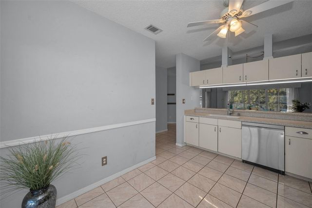 11620 SHIPWATCH DRIVE 1423, Largo, FL 33774